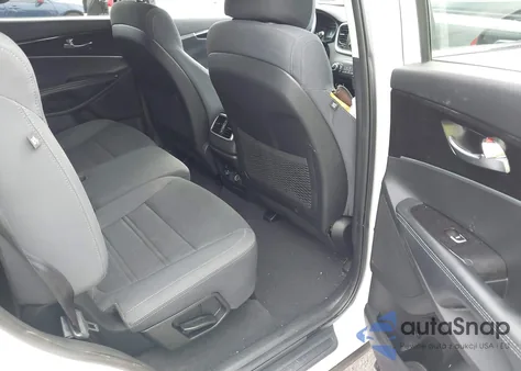 2017 Kia Sorento 3.3L Lx z USA, uszkodzony, nr VIN 5XYPGDA50HG221552